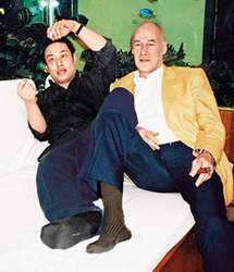 罗兆辉曝游艇烧炭内幕 自称遭情敌布局谋杀(附