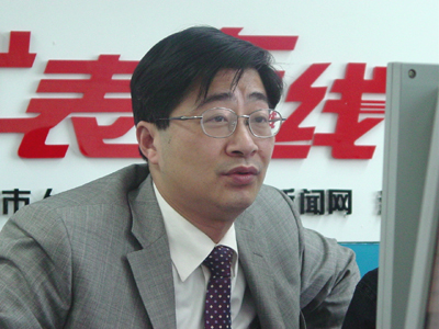 市人大代表,温州管理科学研究院院长周德文.