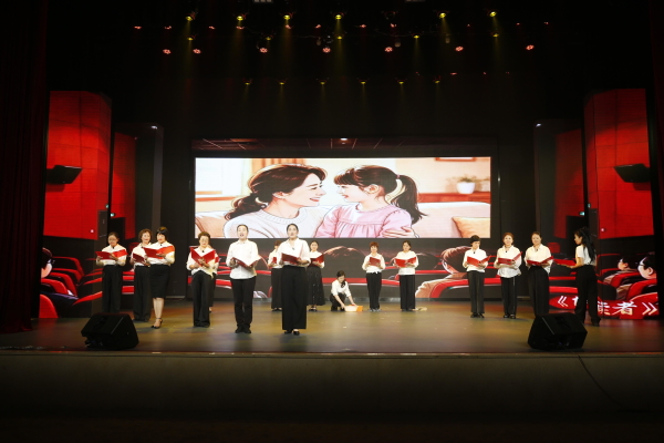 “梦想共创 艺路生花” 市文化馆春季公益培训汇报演出圆满落幕