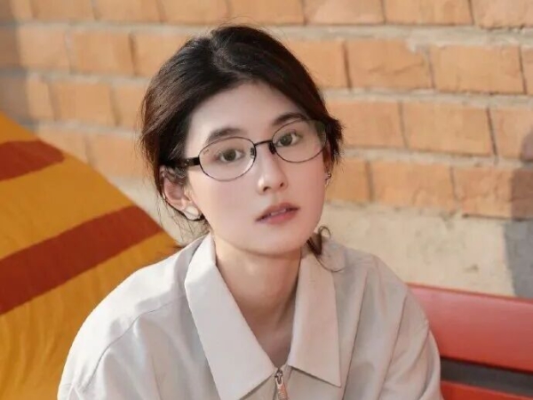 《主角》女演员韩沛颖道歉,刘浩存方发布律师声明