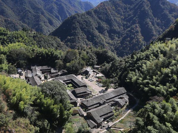 楠溪源头 纯净古村 暨家寨的别样闲居