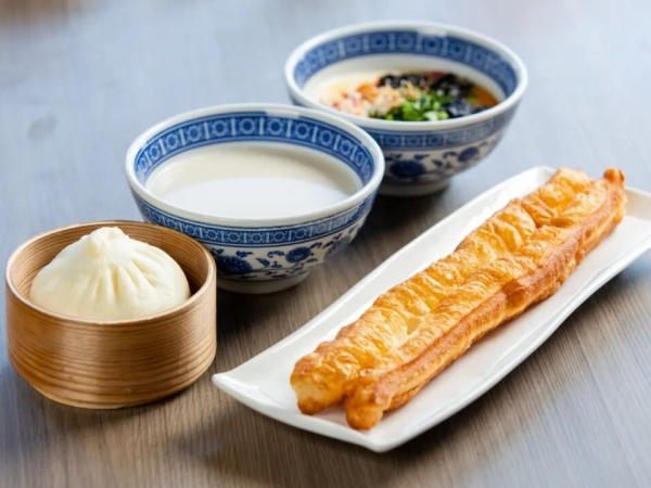 吃早餐也有黄金时段?研究发现:这个时间点吃有助长寿→